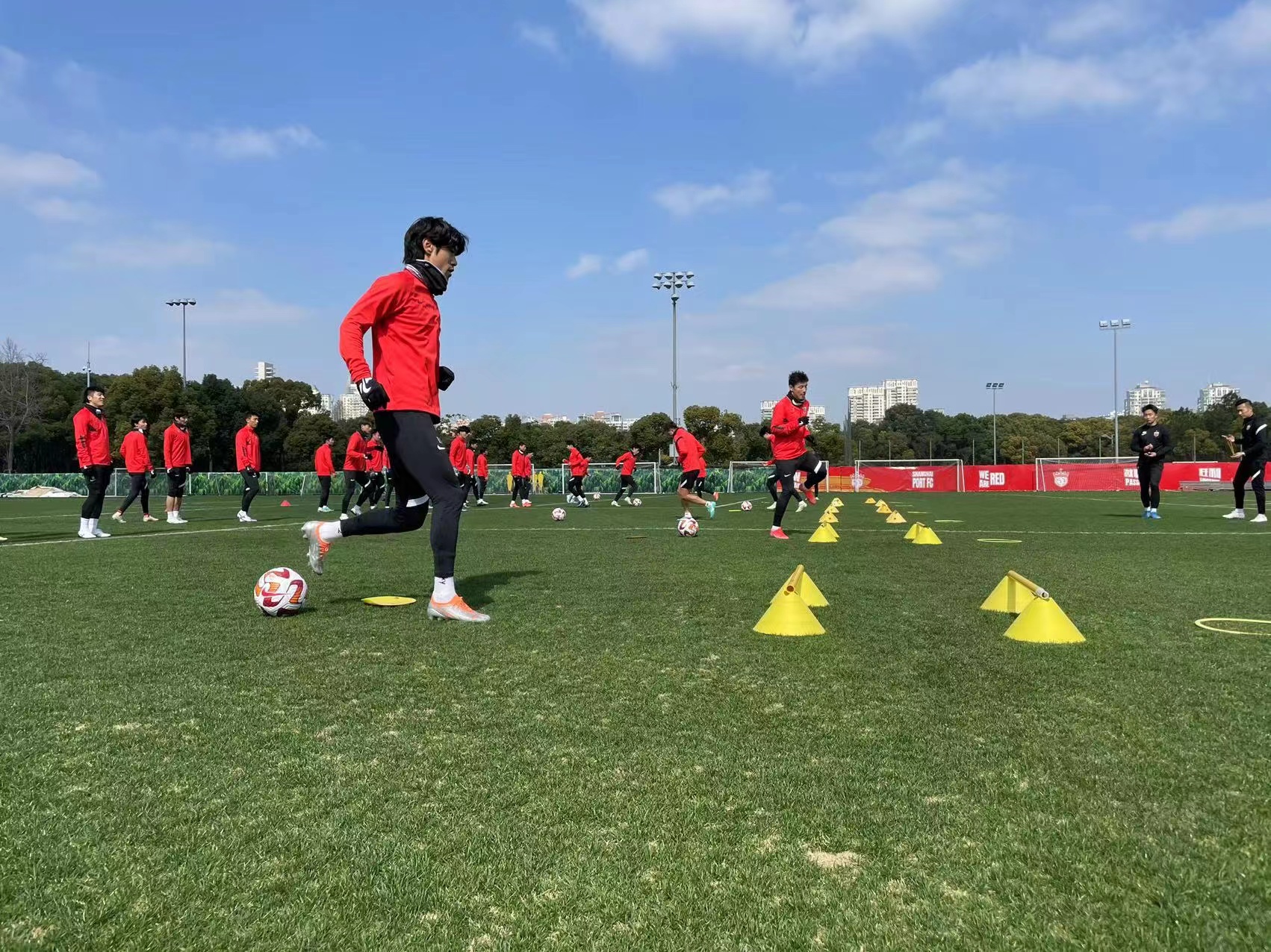 海港外援最新信息,海港队开始备战训练了吗