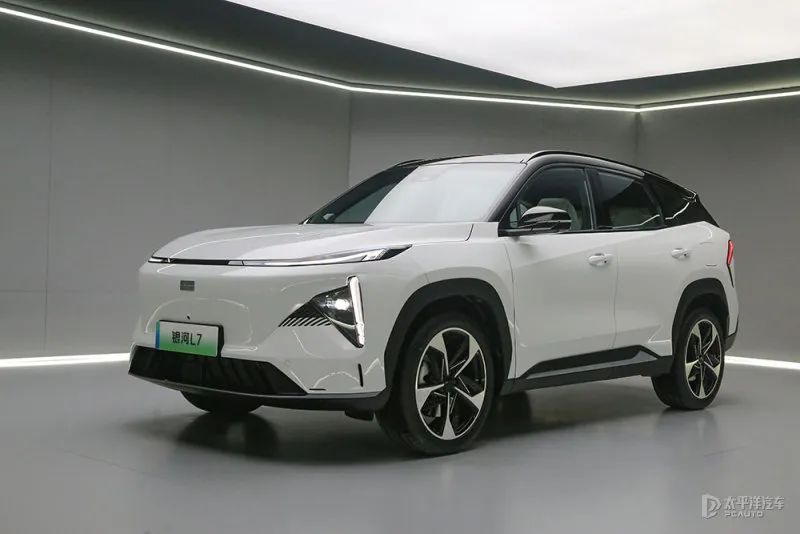 吉利银河l7全新suv沉浸式体验,吉利银河l7丐版增程版深度测评