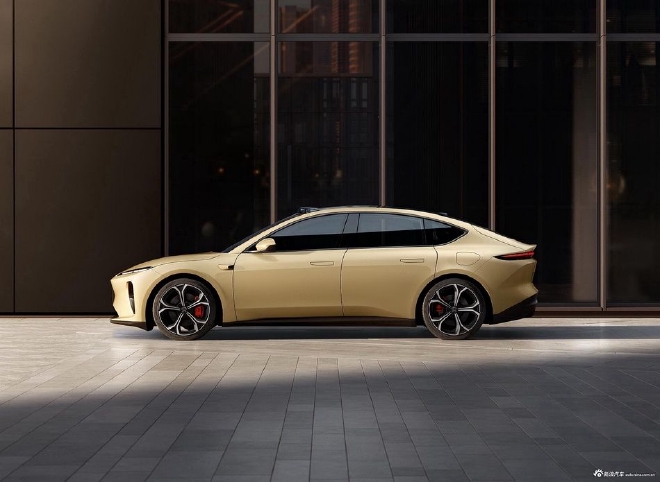 最值得购买的新能源中型轿车,10-15万口碑好的新能源汽车推荐