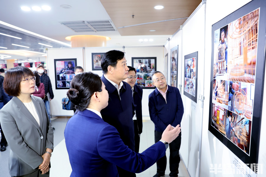 最美工作者摄影展,最美个体工商户照片