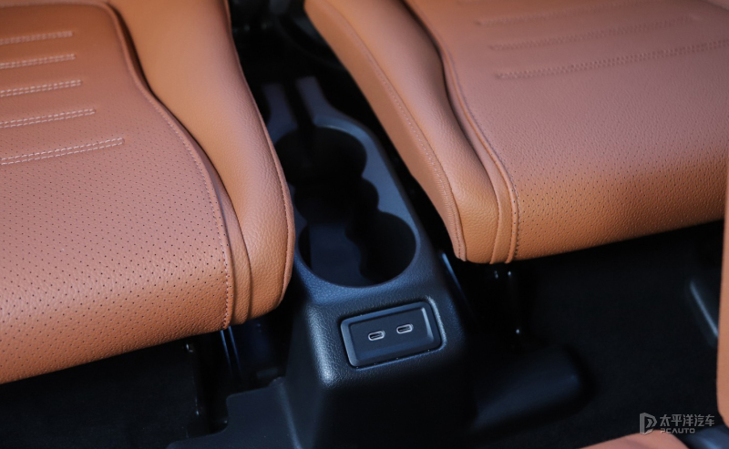 7.6秒破百实测2018款奔驰glc300,深度试驾奔驰glc300l2024款