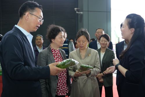 涓婃捣钄彍闆嗗洟骞翠細鐜板満,涓婃捣钄彍闆嗗洟浼氳