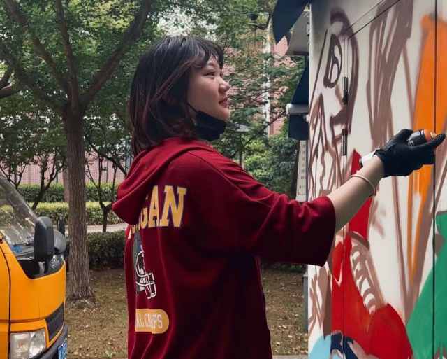 校园里新开“一店一展”，培育学生财商，这个中学别出心裁