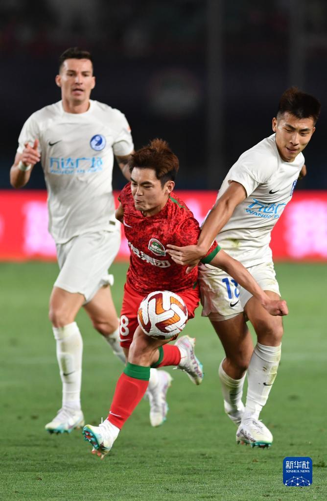中超河南队胜上海海港,中超河南队赢了谁