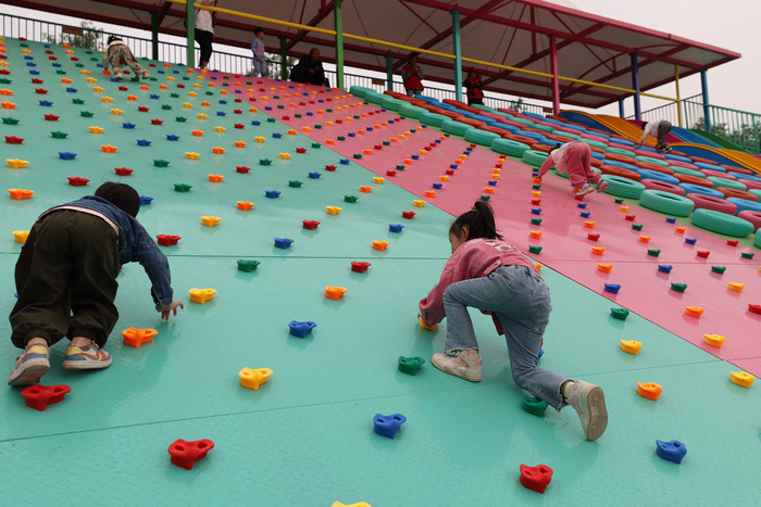 济南东部无动力儿童乐园,济南西客站片区儿童乐园
