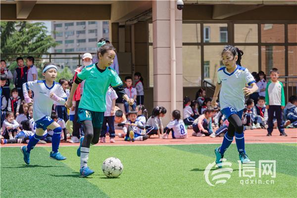 青岛镇江路小学足球开幕式,长江路小学校园足球节开幕