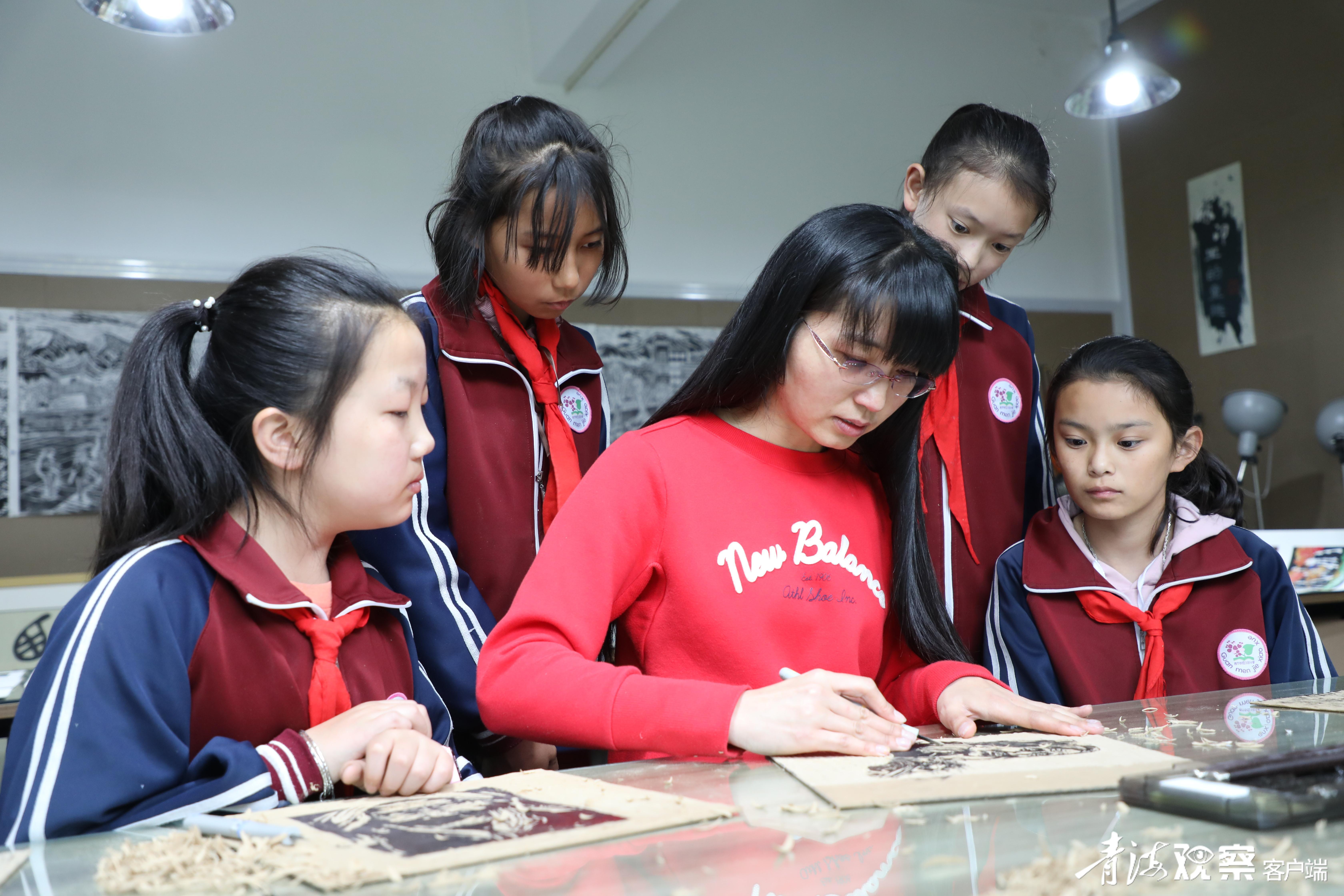 祖国的花朵阳光下成长,让祖国的花朵有一个光明的未来