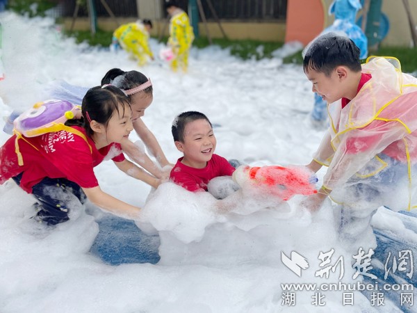 庆六一同心共成长,庆六一追忆童年美好时光