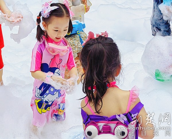 庆六一同心共成长,庆六一追忆童年美好时光