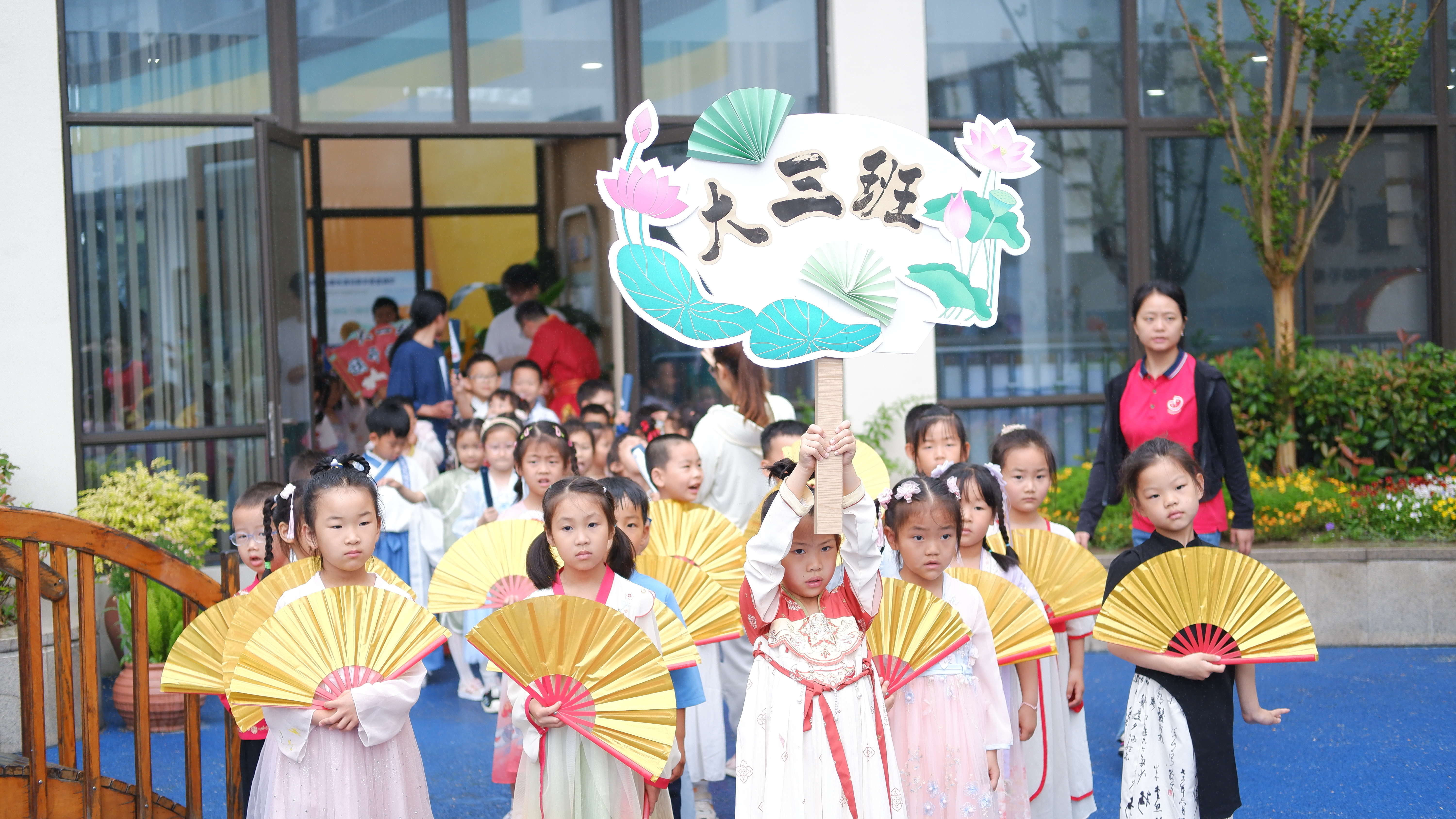 把运动馆搬进幼儿园,中国宋代汉服运动