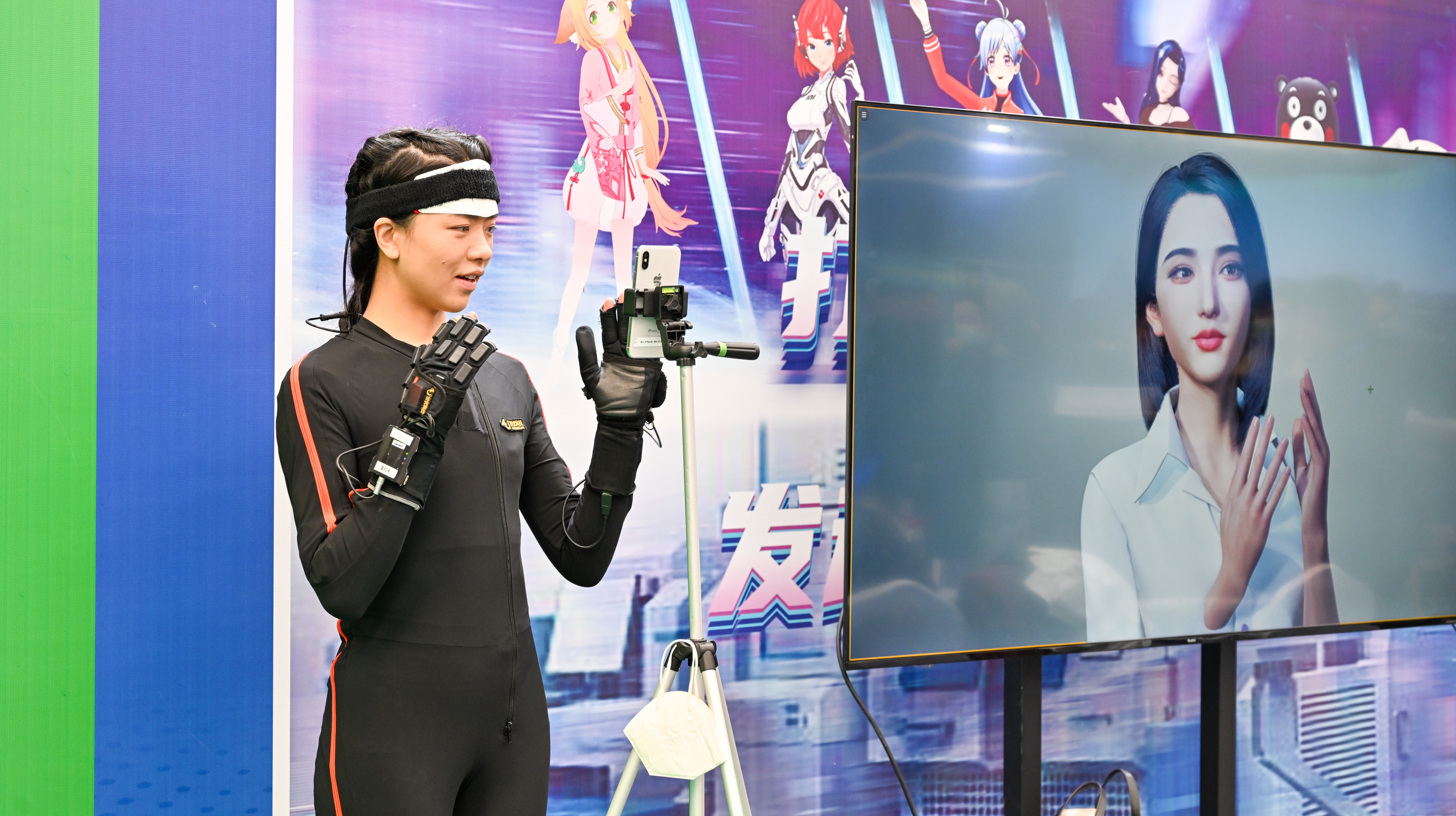 代理数字人年入百万？真商机还是“割韭菜”