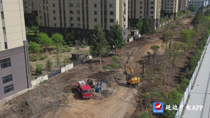 让绿色成为美丽的底色,让绿色成为高质量发展底色