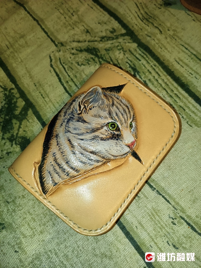 杨瑞峰：牛皮作纸巧手生“画”