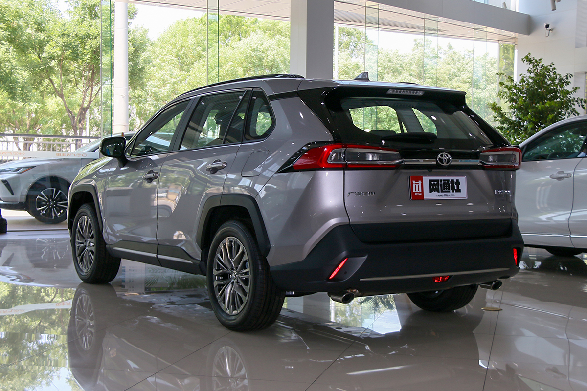 15万级舒适省心的家用suv深度解析,20万的个性之选三款高颜值suv推荐