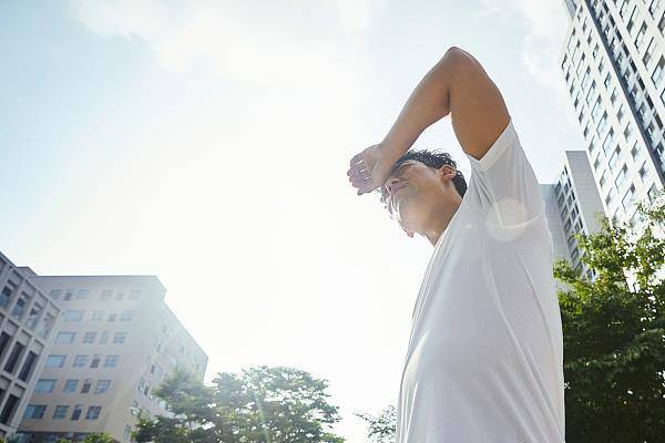 6个中暑的急救方法,防中暑的9件事儿关键时刻可救命