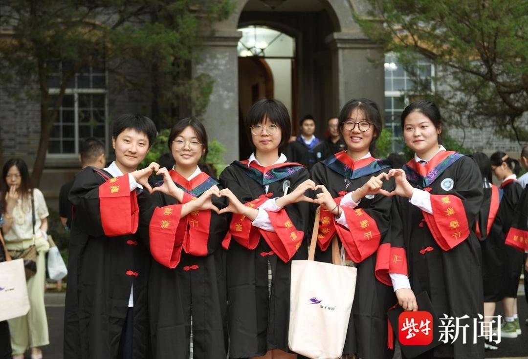 南京金陵中学2018毕业,南京市江宁区麒麟门中学毕业典礼