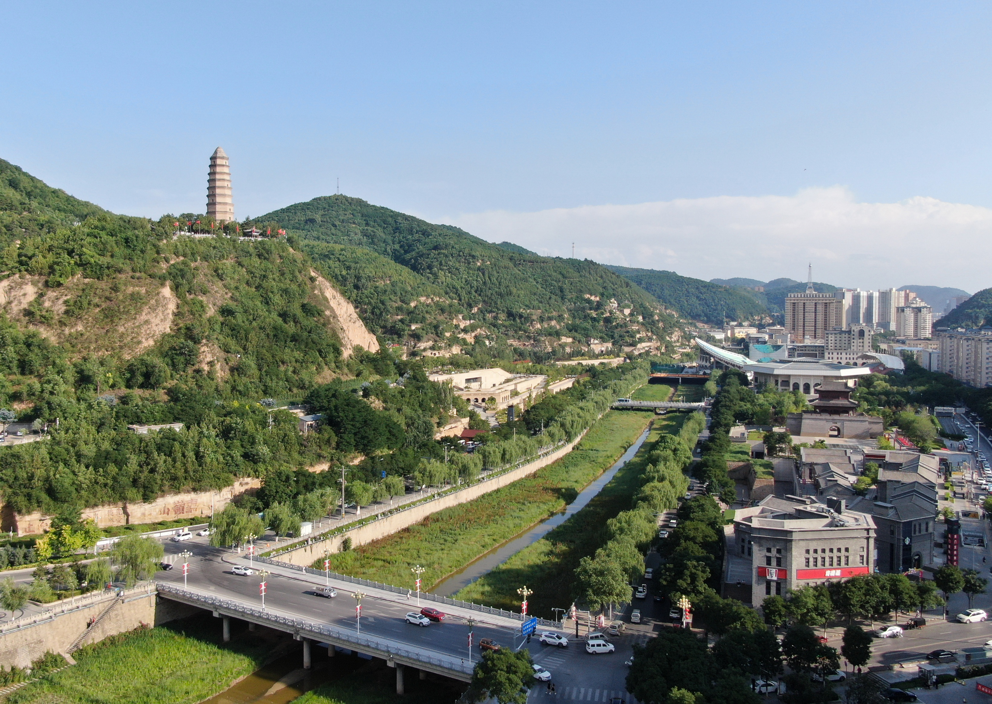 （新华全媒＋）天空之眼瞰延安