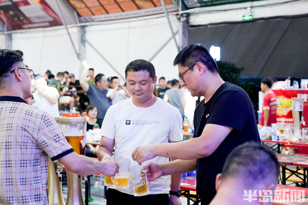 青岛国际啤酒节玫瑰风味精酿啤酒,青岛国际啤酒节各种啤酒