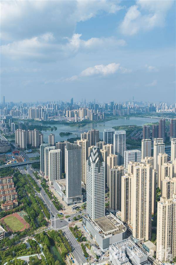 中部特大城市有哪些,中部地区超级摩天大厦