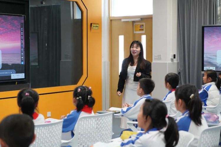 周子房博士助阵！深圳市教科院实验小学（光明）展开“以写促读”专题教研