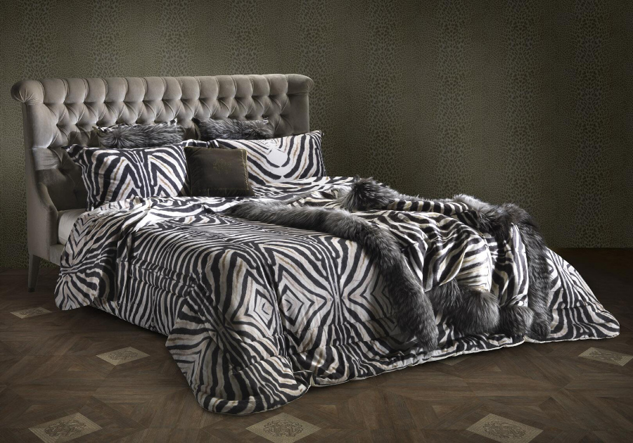 robertocavalli2017春夏,robertocavalli2022秋季系列的代表作