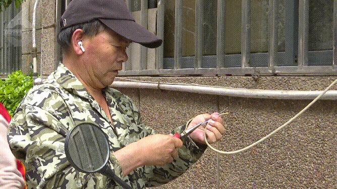 小区发生4起电动车火灾,电动车在小区发生火灾