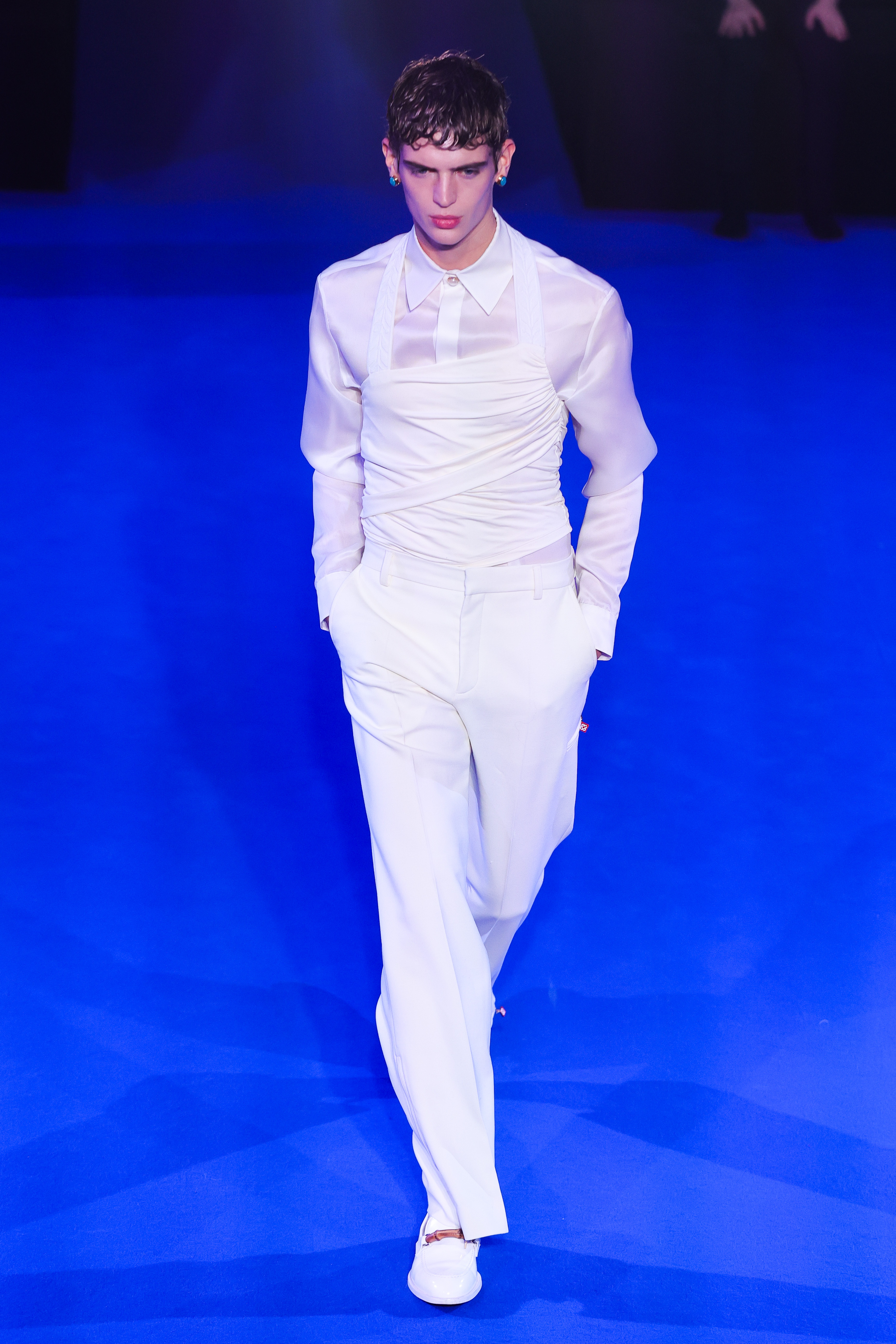 海外时装周2023米兰,巴黎时装周外国人