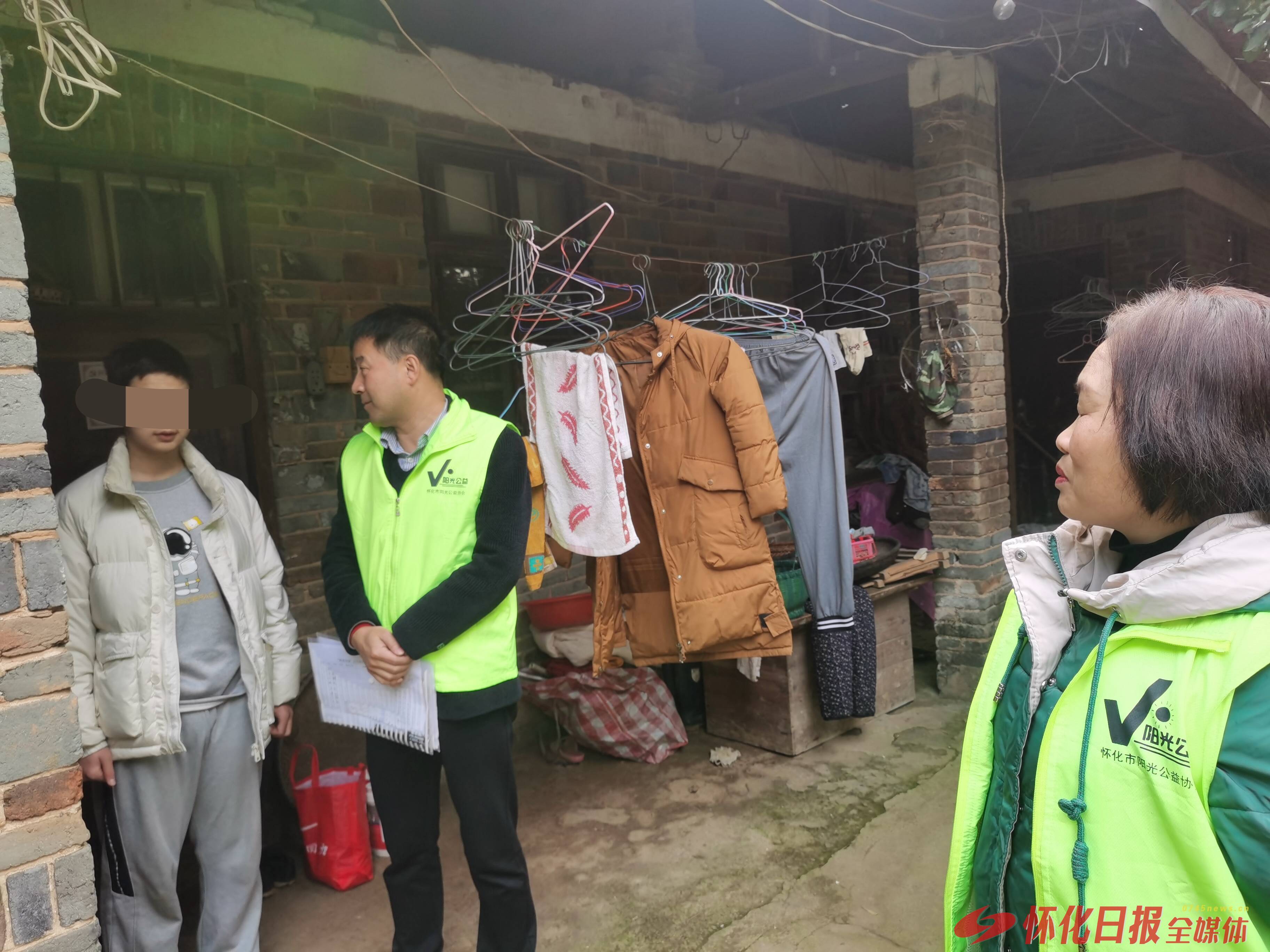 丑小鸭成天鹅,丑小鸭变成白天鹅