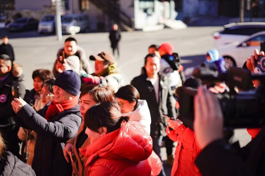 三卅·瓦厂春旺艺术节暨高孝午“不倒翁：梦想-龙”首发主题艺术展开幕