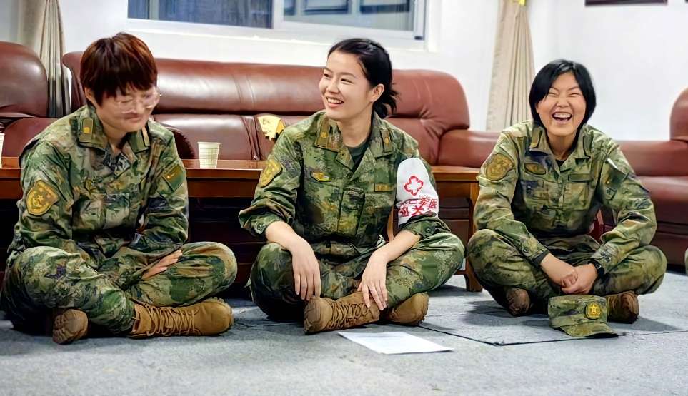 【红色军医边关行】搭平台送技术强纽带陆军军医大学新桥医院高原边防巡诊搭建健康“心桥”