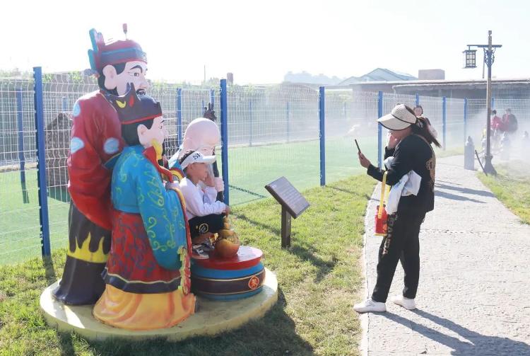 中华葫芦文化园游客视角,中华葫芦文化旅游中心