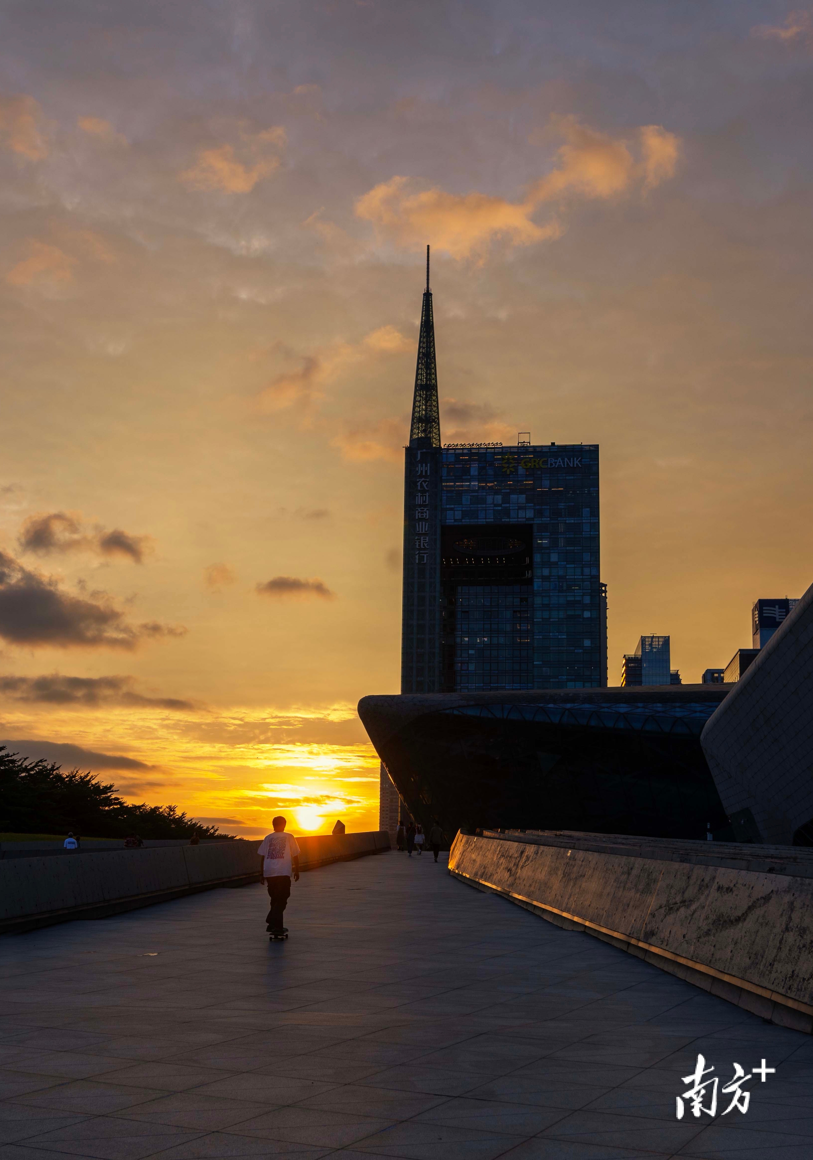广州大剧院摄影调色,广州大剧院拍摄效果